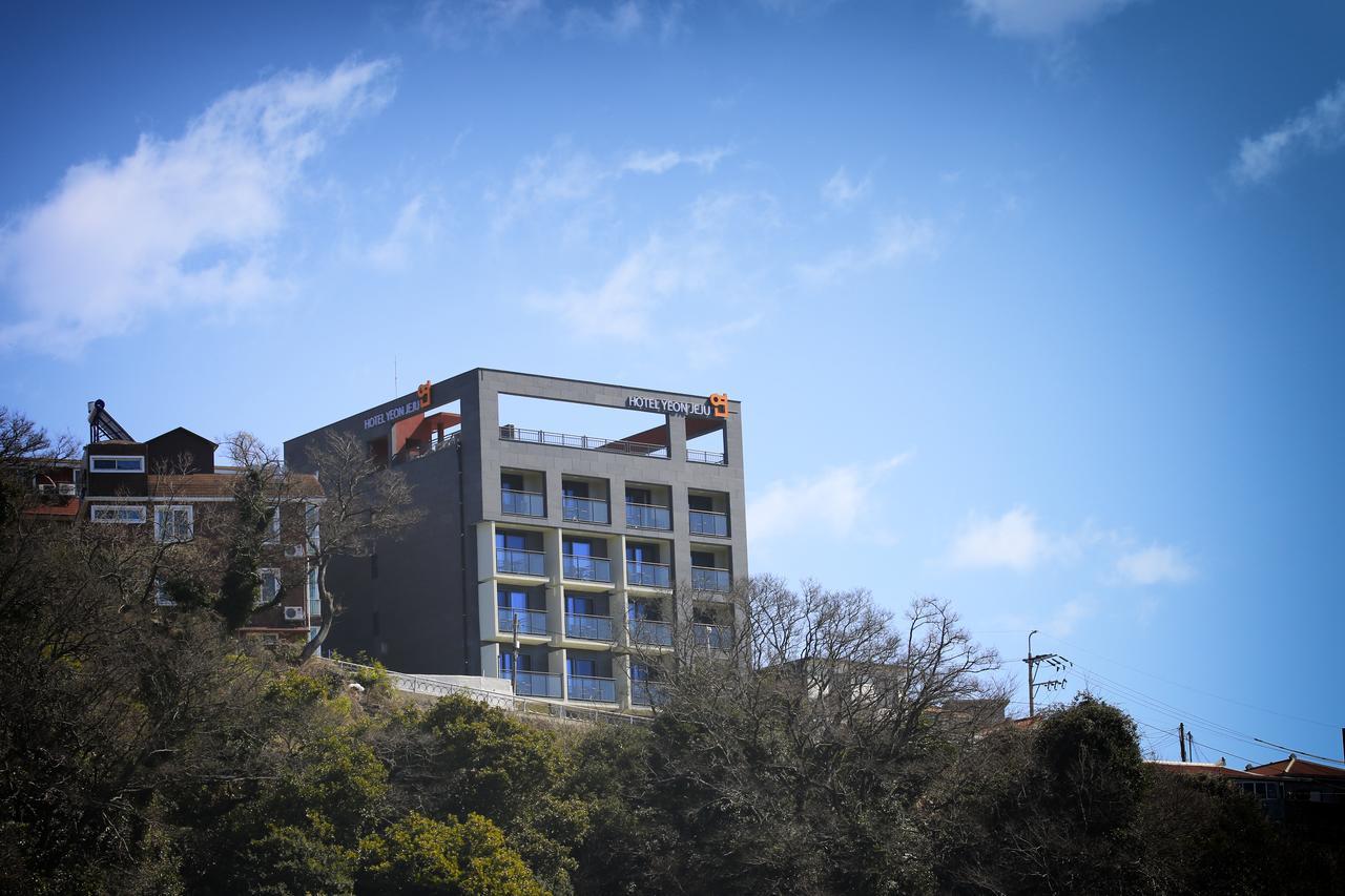 Hotel Yeon Согвіпо Екстер'єр фото